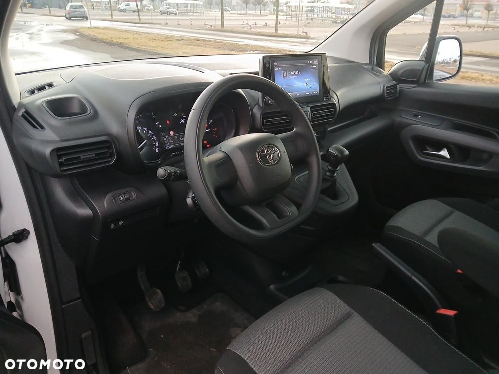Toyota Proace City Verso 1.5 D-4D Business - 17