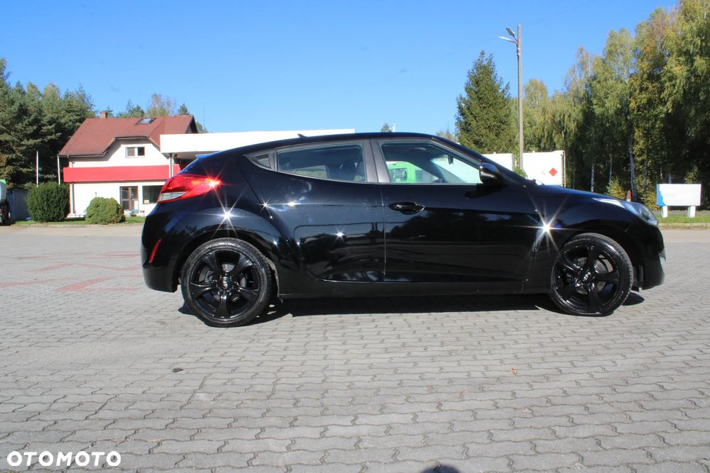 Hyundai Veloster 1.6 Premium - 5