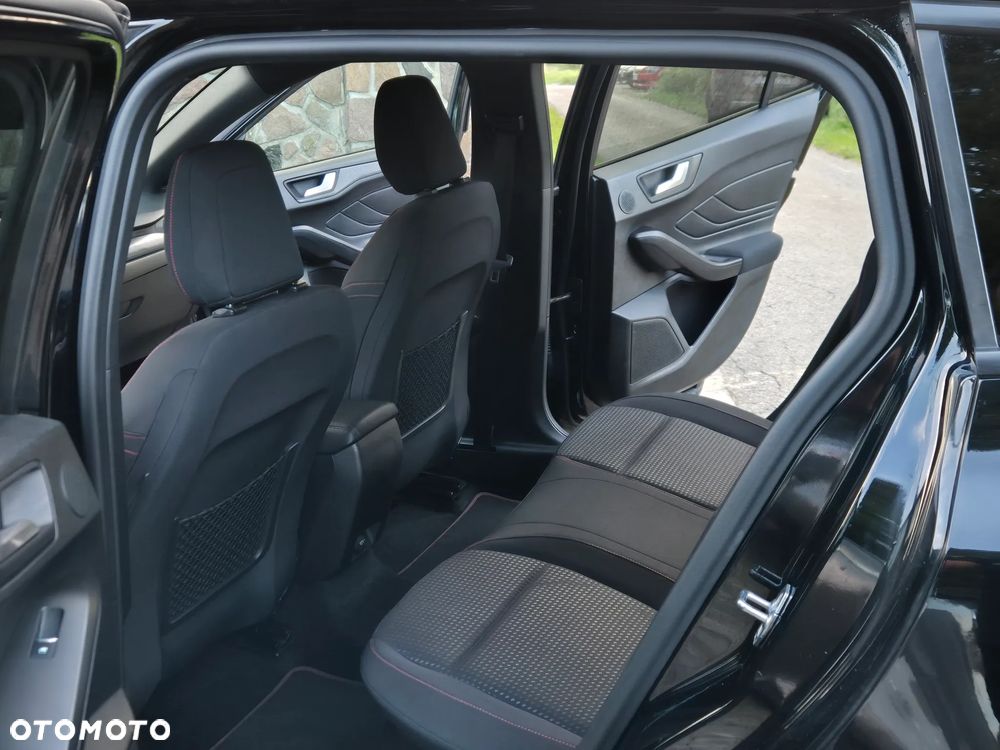 Ford Focus 1.5 EcoBlue SCR ST-Line - 23