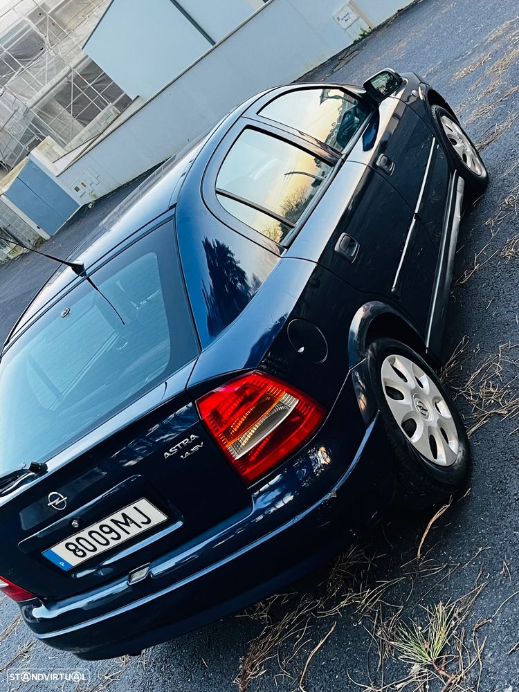 Opel Astra 1.4 Club - 5