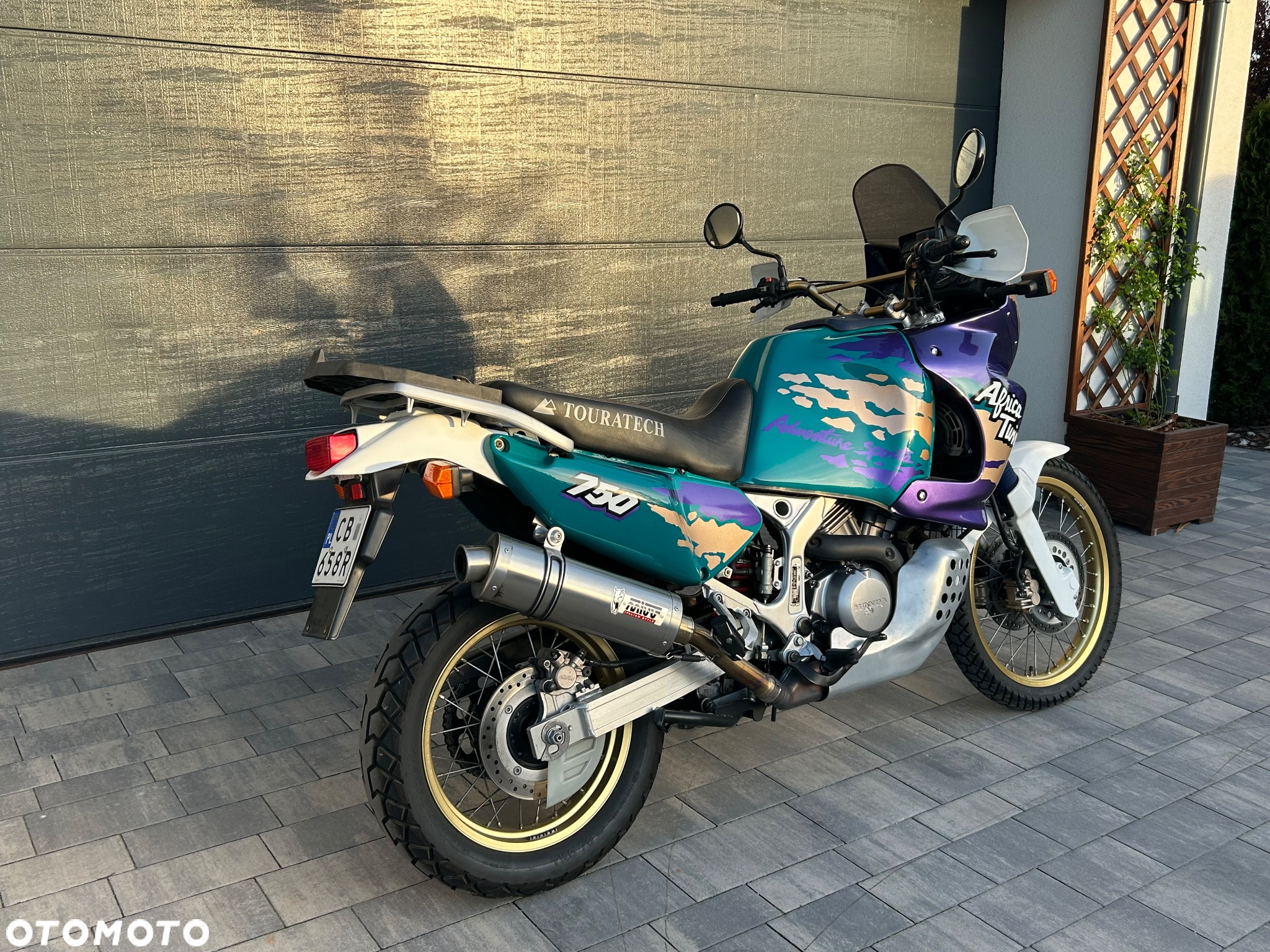 Honda XRV - 5
