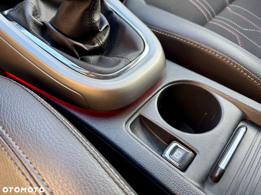 Opel Astra 1.7 CDTI Cosmo - 37