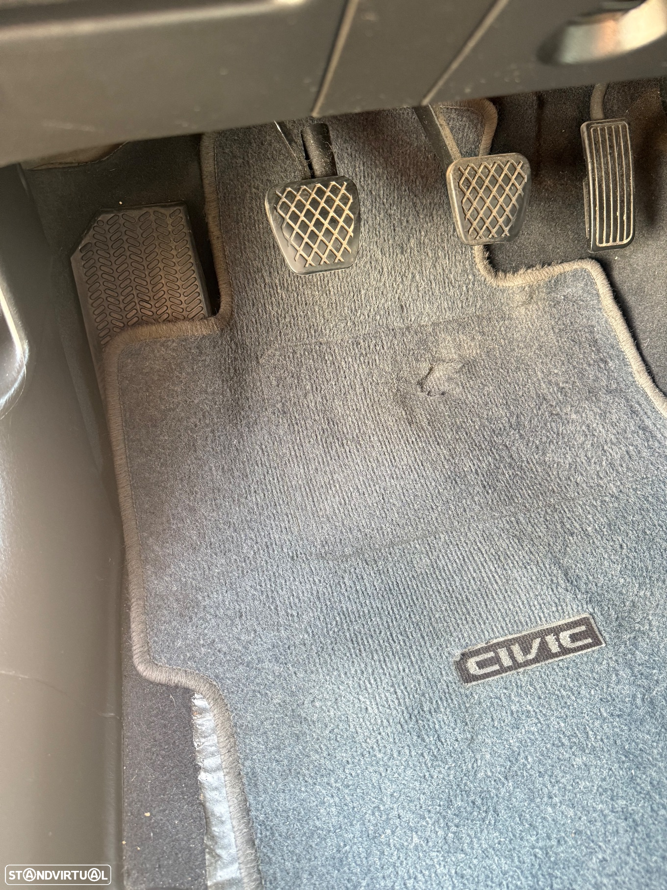 Honda Civic 1.4 LS - 19