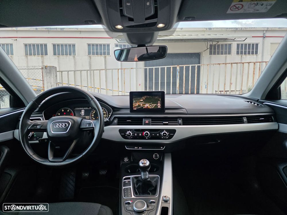 Audi A4 Avant 2.0 TDI DPF Attraction - 6