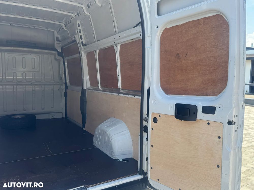 Fiat Ducato 35 Furgon L3H3 2.2 MultiJet - 22