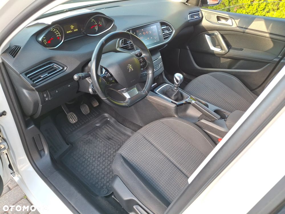 Peugeot 308 1.5 BlueHDi Active Pack Business S&S - 15