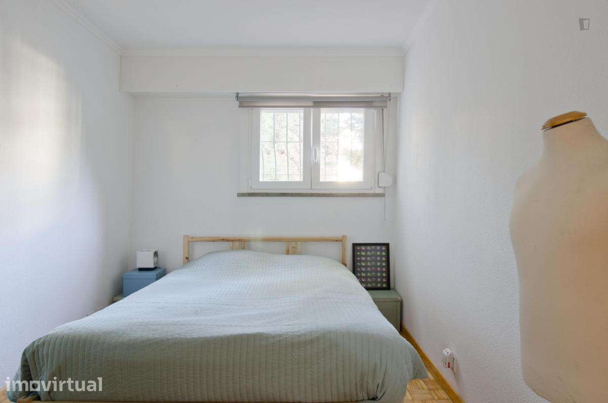 Quarto - localizado em Telheiras Lisbon - Grande imagem: 2/27