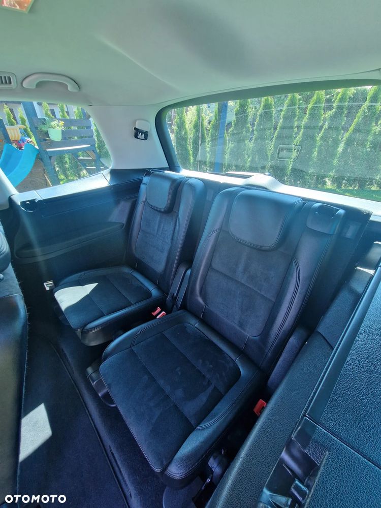 Volkswagen Sharan 2.0 TDI DSG BlueMotion Technology Highline - 26