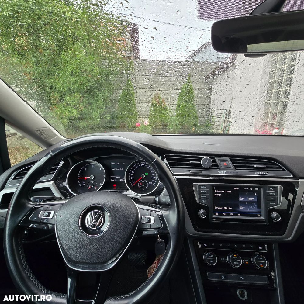 Volkswagen Touran 2.0 TDI DSG Highline - 19