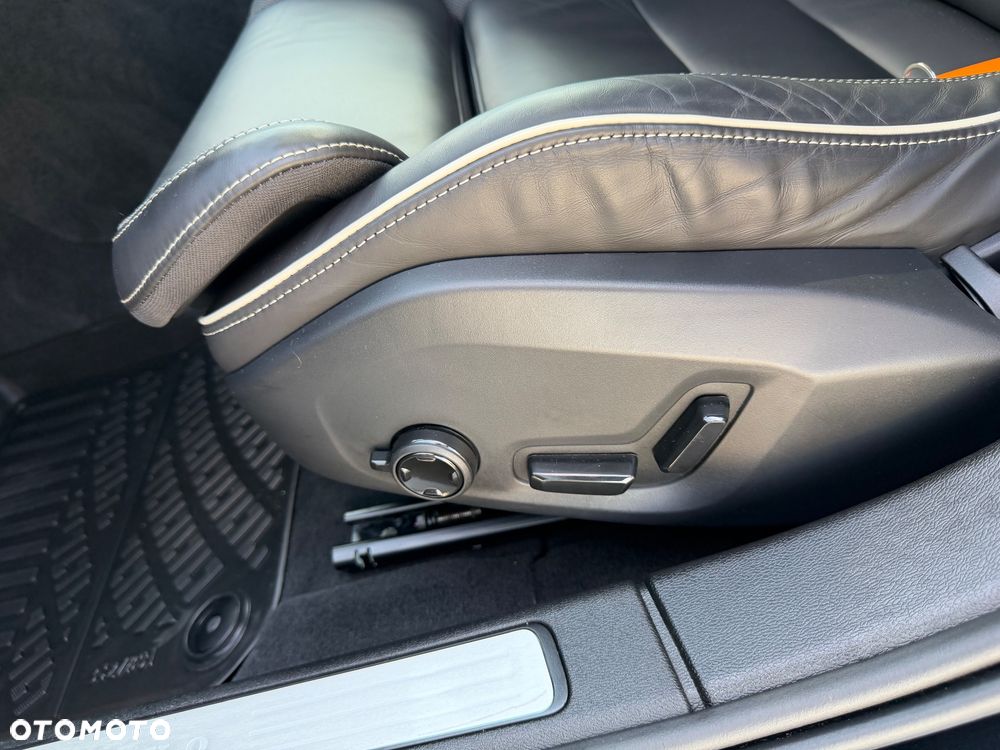 Volvo S60 - 25