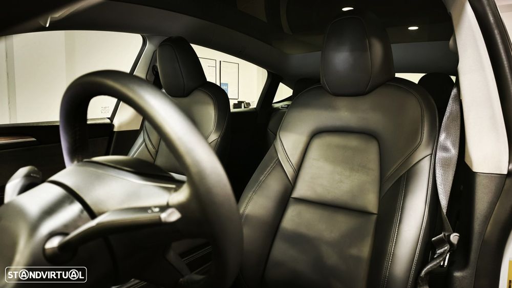 Tesla Model Y Tração Traseira - 11