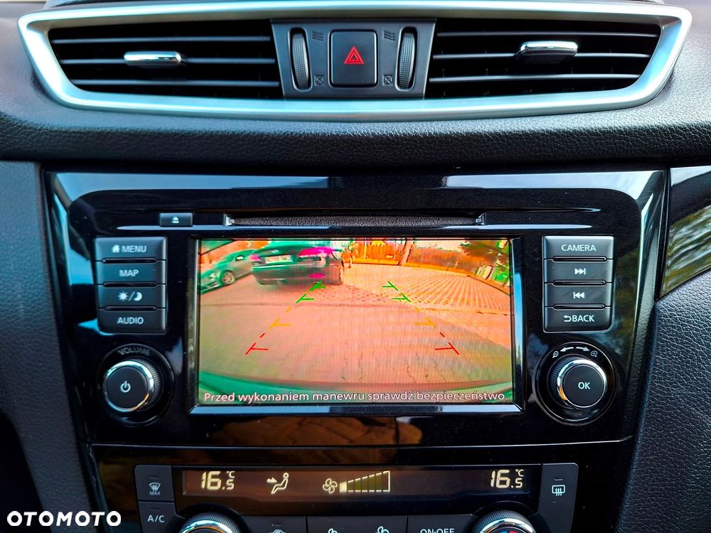 Nissan Qashqai 1.3 DIG-T N-WAY - 32