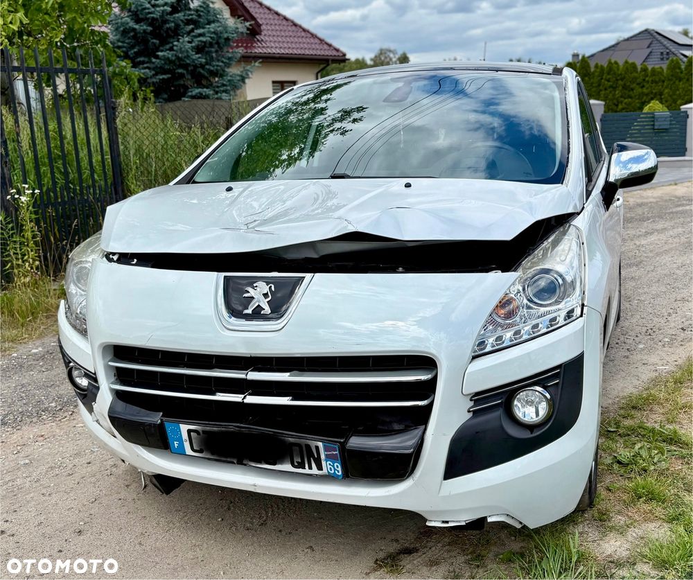 Peugeot 3008 Hybrid4 - 3