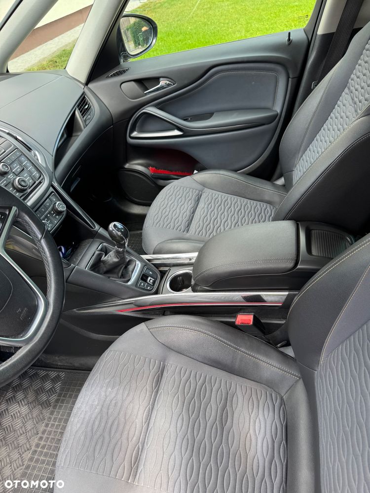 Opel Zafira 1.6 CDTI Cosmo - 9
