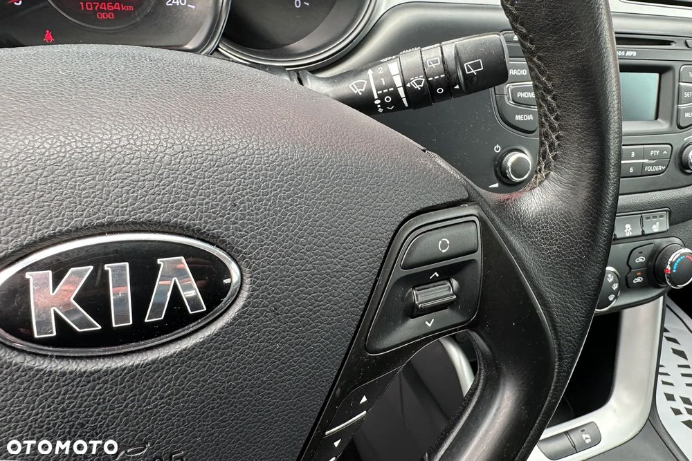 Kia Ceed - 25