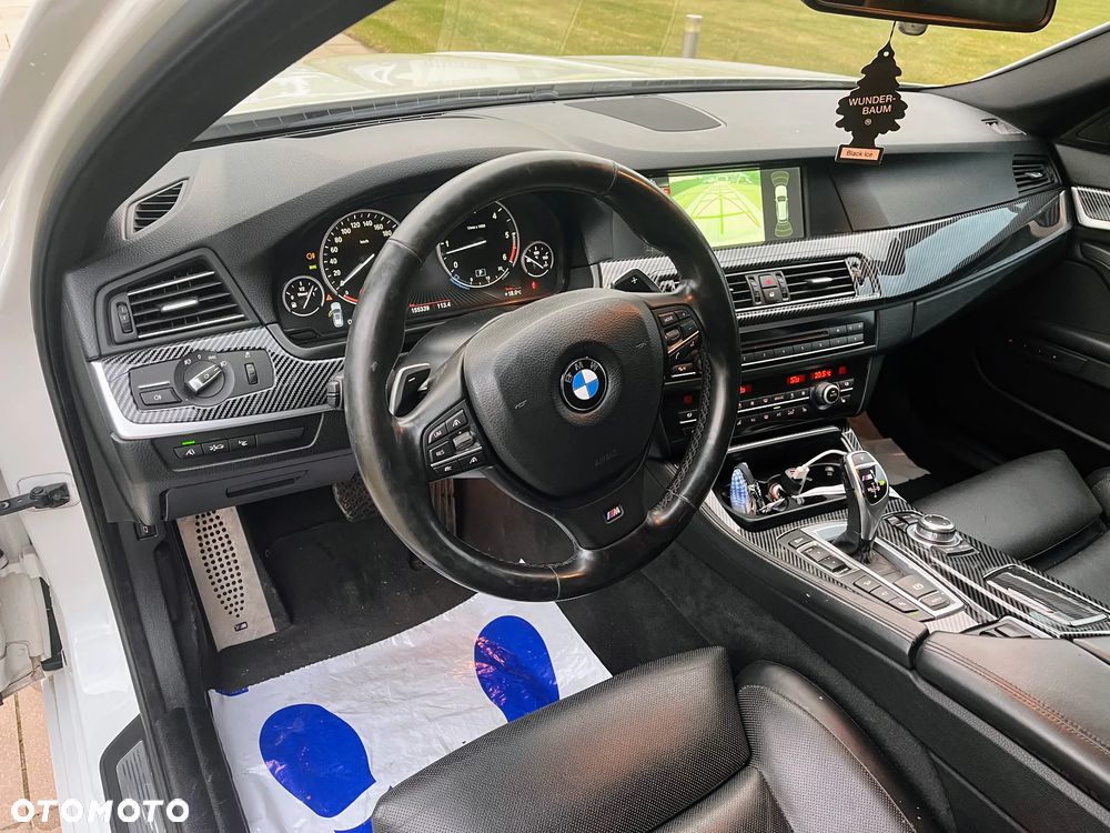 BMW Seria 5 M550d xDrive - 22