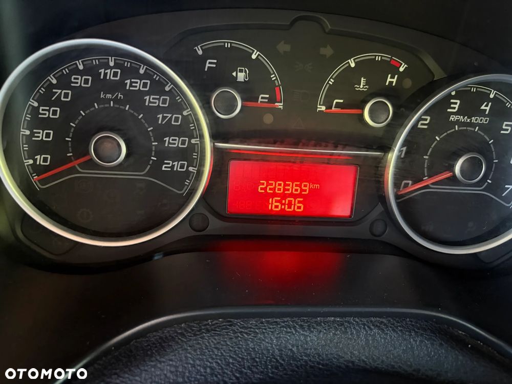 Fiat Doblo 1.6 Multijet 16V Easy - 9