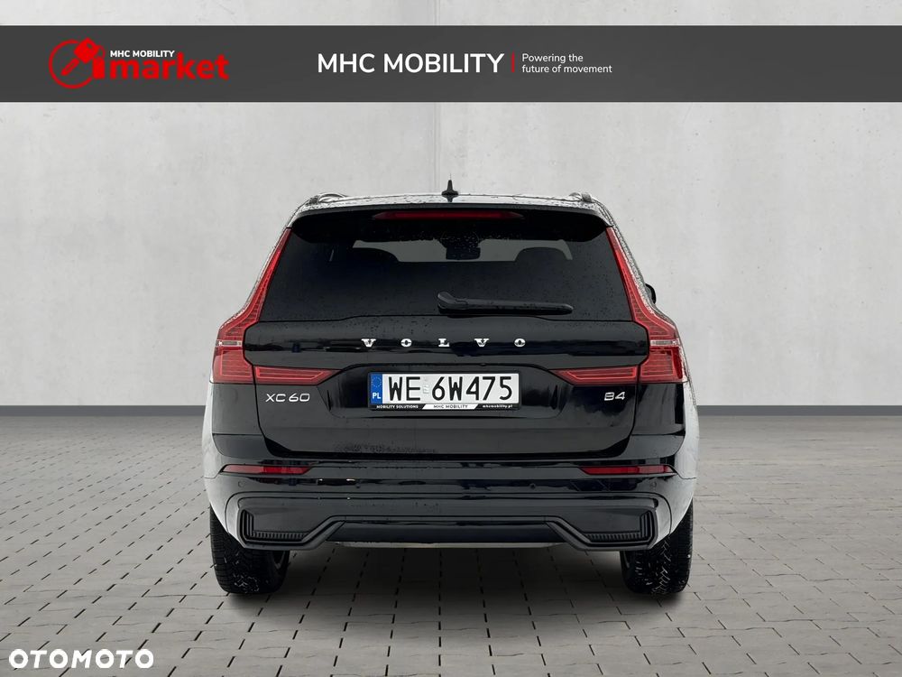 Volvo XC 60 B4 B Plus Dark - 5