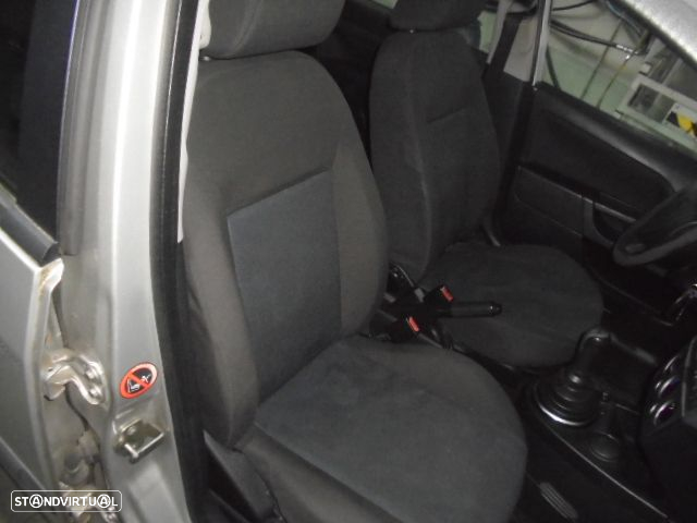 Carro MOT: FUJA FUJB  CBK  CXVEL:98WT7F096AC  B5/IB5 FORD FIESTA 5 2005 1.25 75CV 5P CINZA GASOLINA - 5
