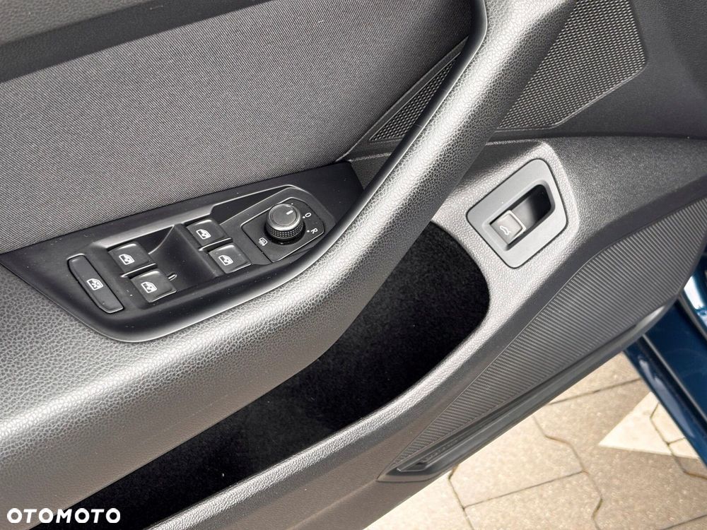 Volkswagen Passat Variant 2.0 TDI EVO Business DSG - 12