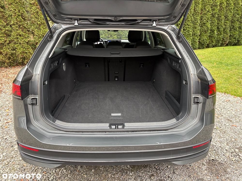 Volkswagen Passat 2.0 TDI SCR DSG Business - 14