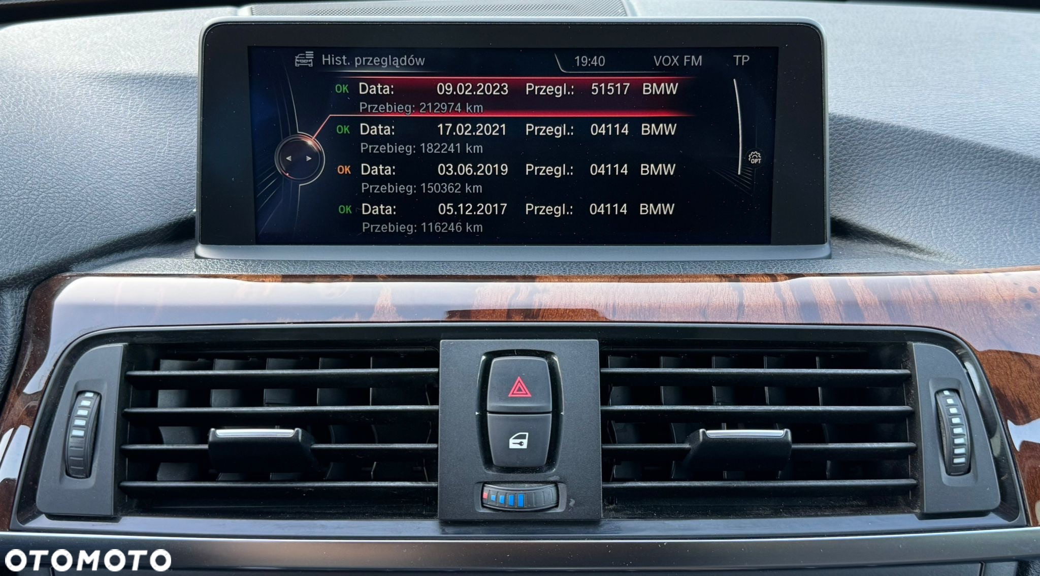 BMW Seria 3 320d - 29