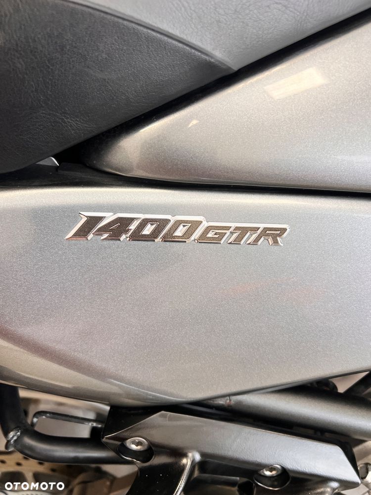 Kawasaki GTR - 8