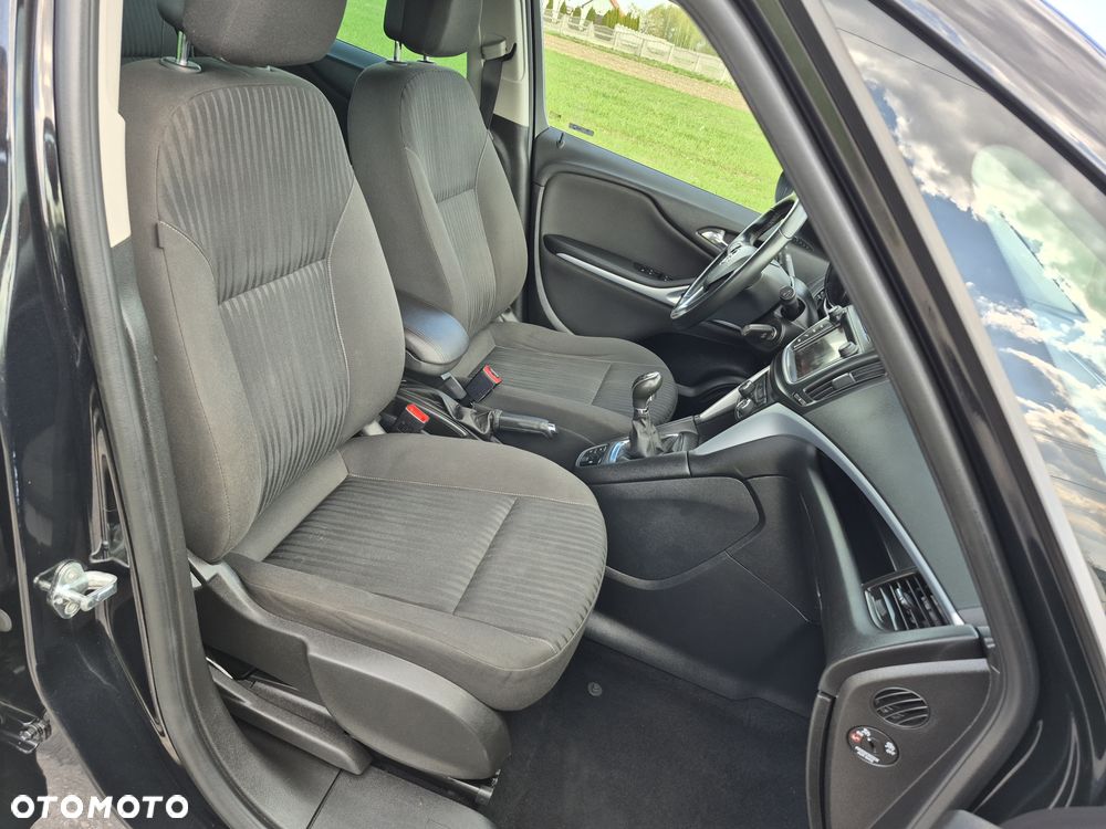 Opel Zafira Tourer 1.4 Turbo Business Innovation - 15
