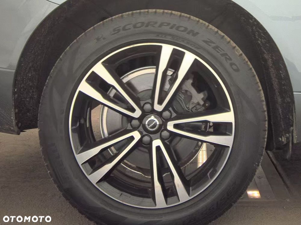 Volvo XC 60 T6 AWD Geartronic Momentum - 19