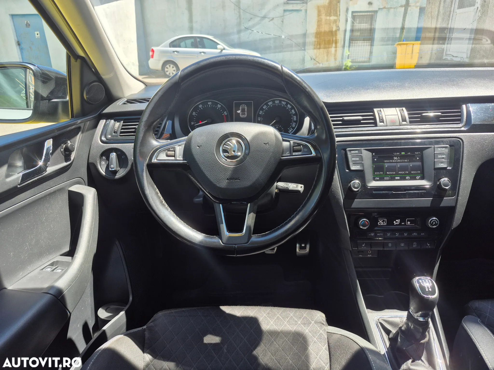 Skoda RAPID - 15