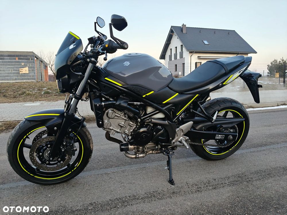 Suzuki SV - 6