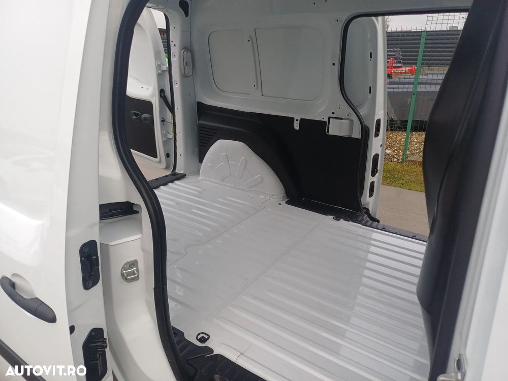 Renault Kangoo 1.5 Blue dCi 95 ZEN - 14