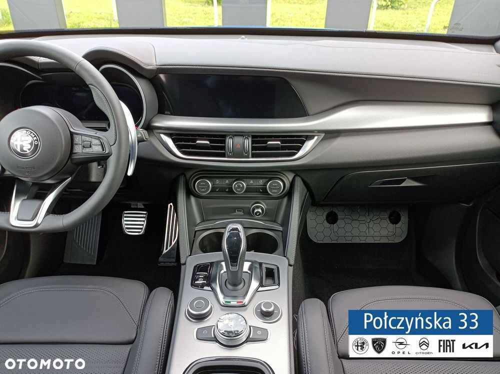 Alfa Romeo Stelvio - 19