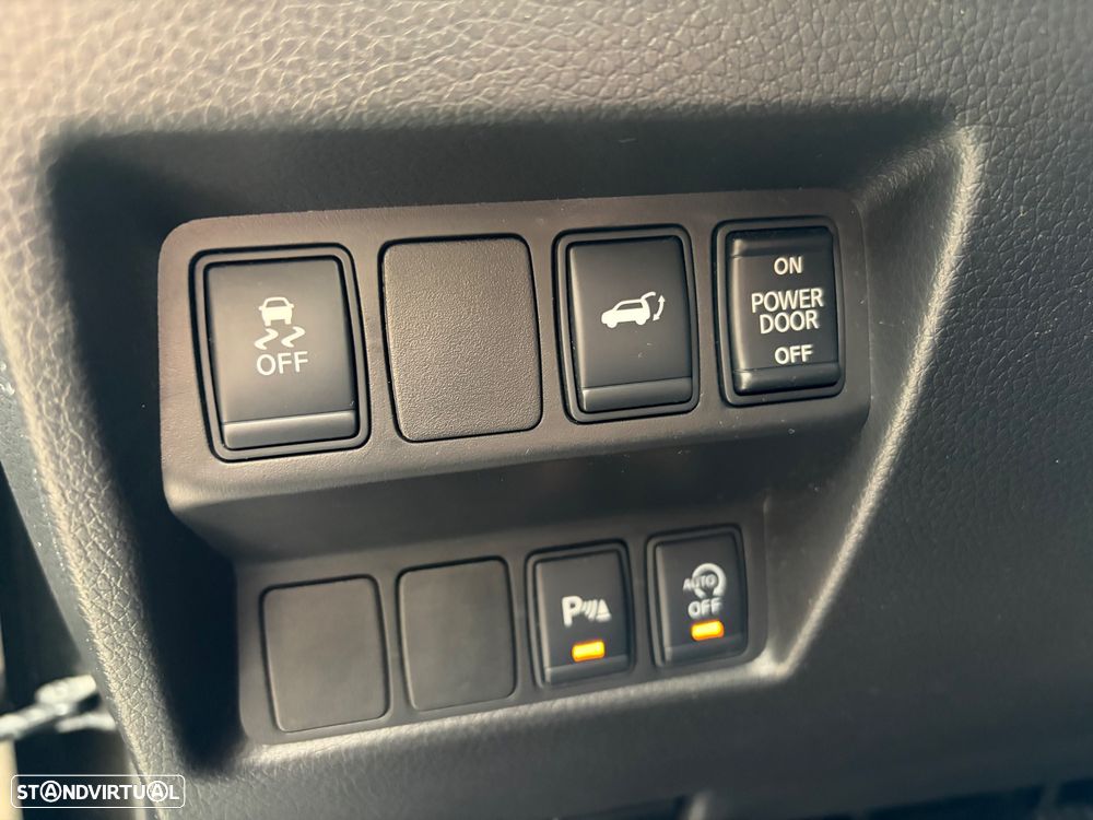 Nissan X-Trail - 11