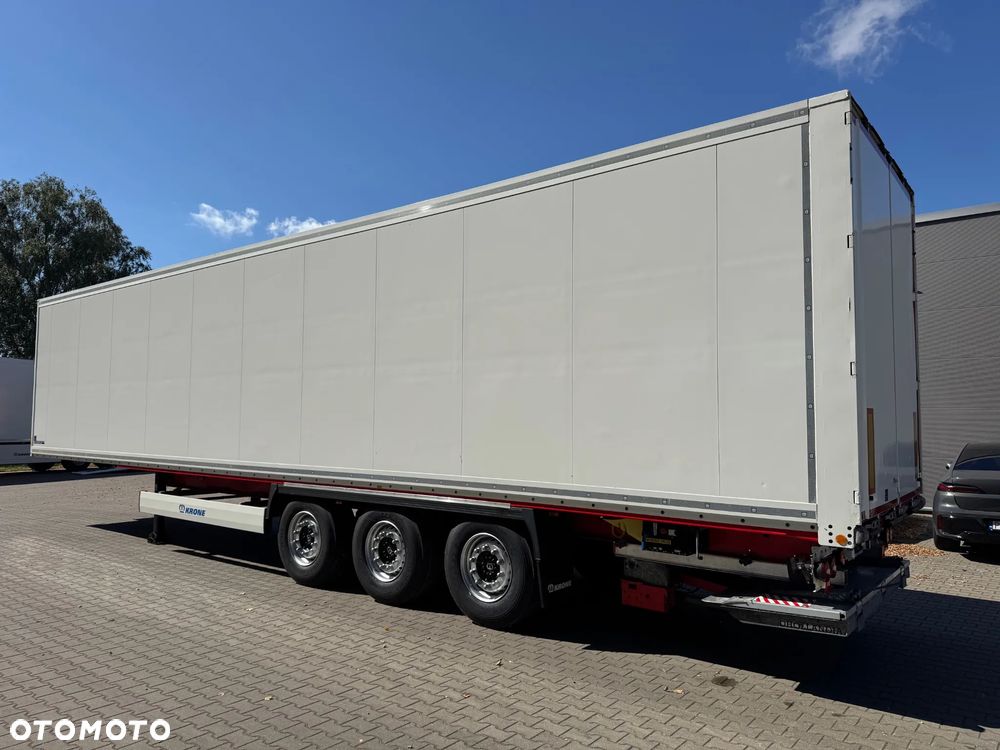 Krone Izoterma, Winda DHOLLANDIA , Oś podnoszona,  Nowe opony!! - 9