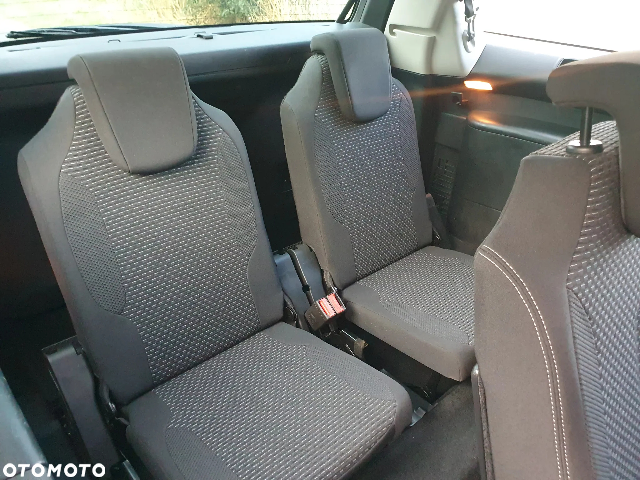 Citroën C4 Picasso - 16