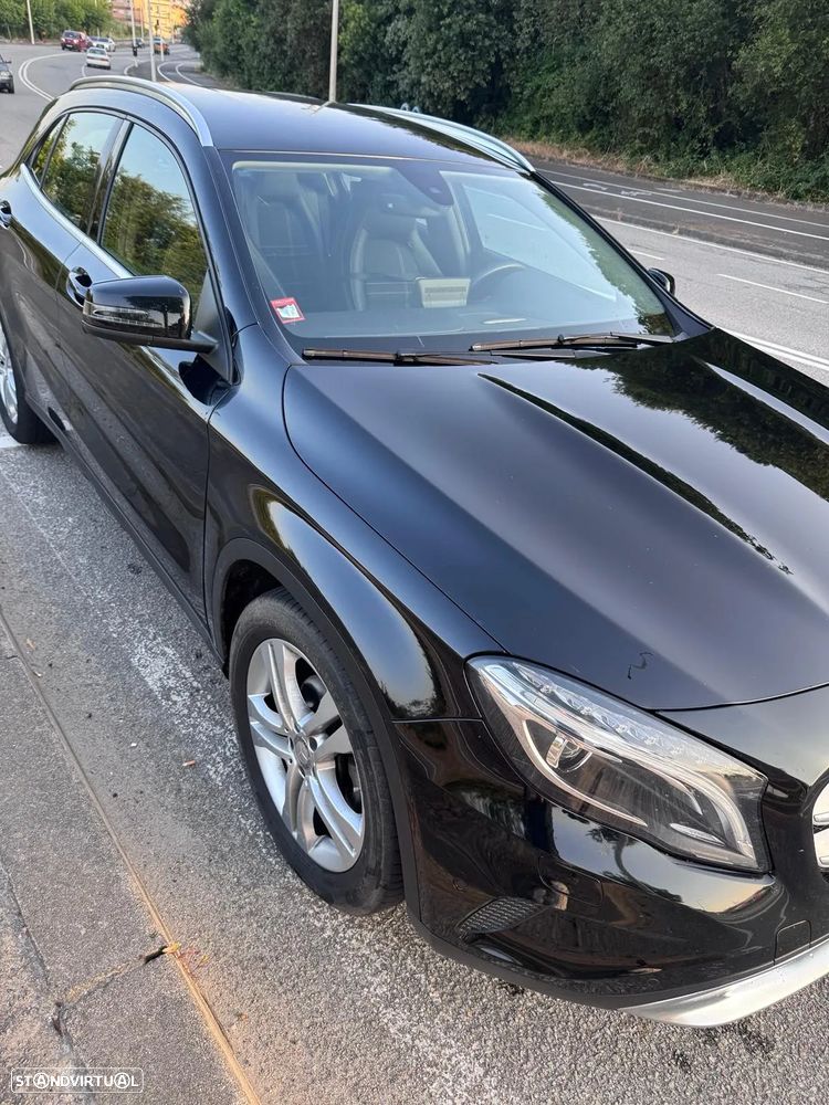 Mercedes-Benz GLA 200 d Aut. - 6