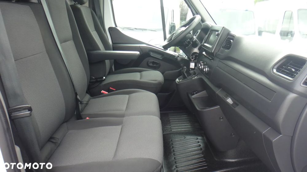 Renault Master - 13