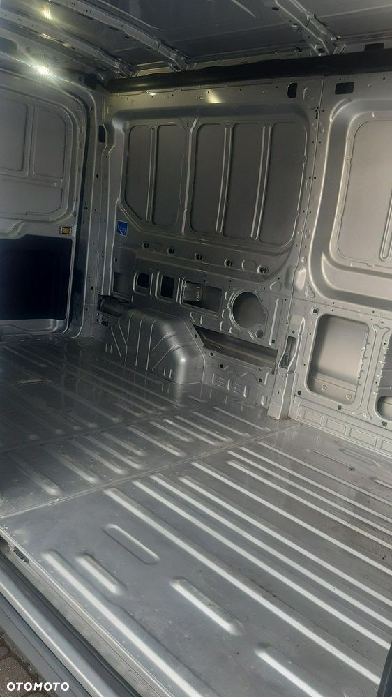 Ford Transit - 26