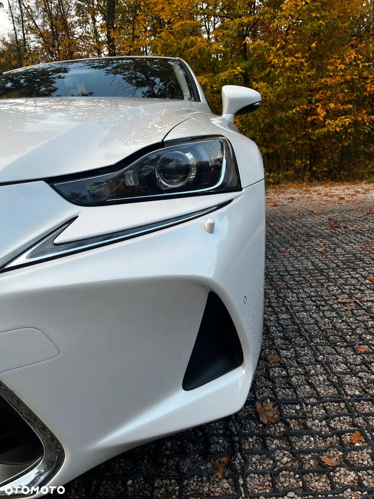 Lexus IS - 17