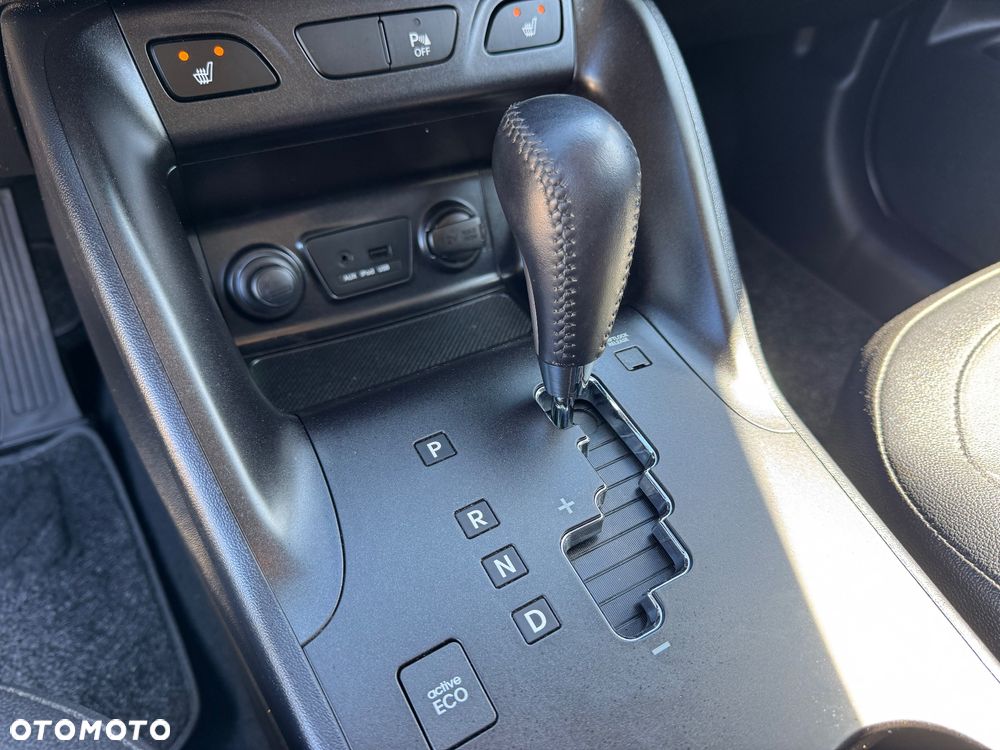 Hyundai ix35 2.0 2WD Automatik Trend - 24