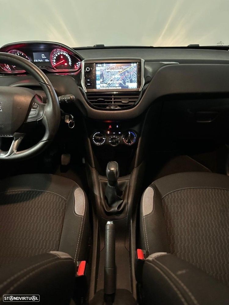 Peugeot 208 1.2 PureTech Active - 8