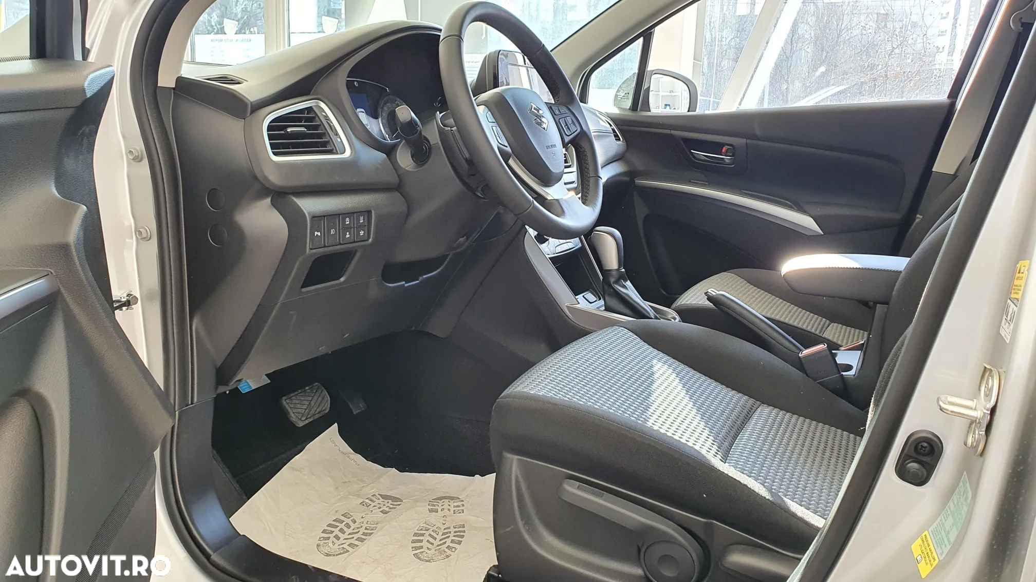Suzuki SX4 S-Cross 1.4 Boosterjet MHEV 6AT Passion - 5