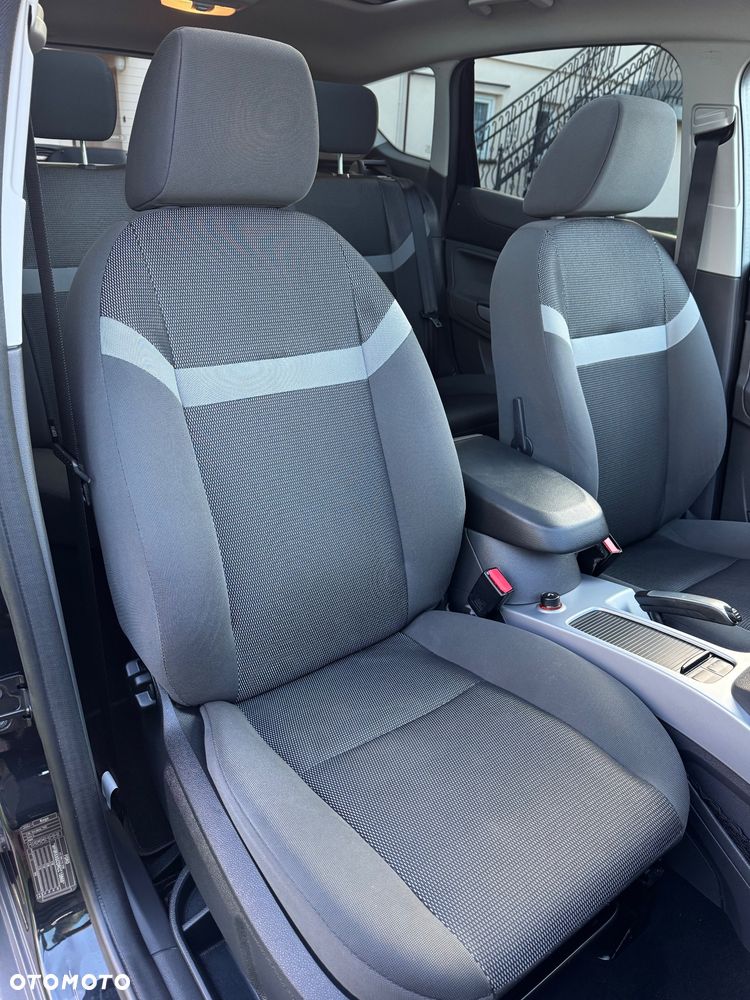 Ford Kuga 2.0 TDCi 4x4 Titanium - 18