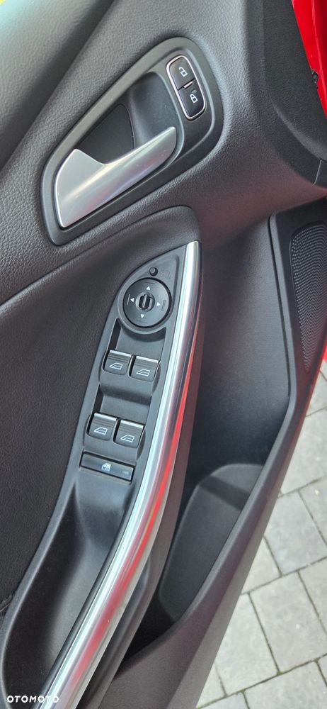 Ford Focus 2.0 EcoBoost ST - 17