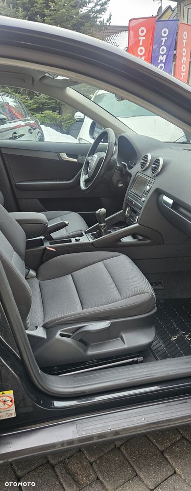 Audi A3 Sportback 2.0 TDI Attraction - 29