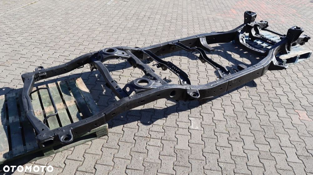 TOYOTA LAND CRUISER 200 4.5 V8 RAMA (2010/2011) - 2