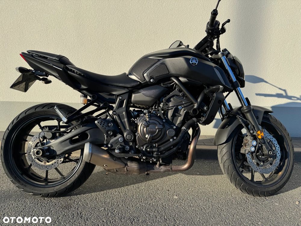 Yamaha MT - 8