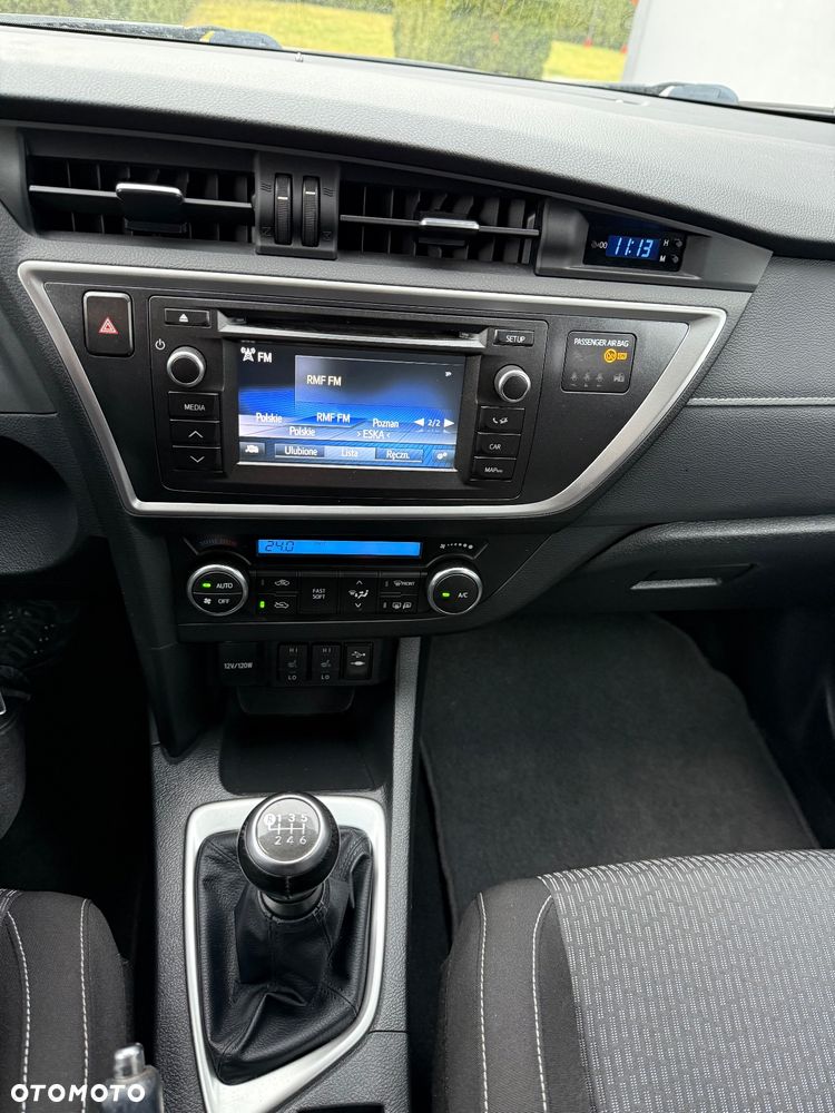 Toyota Auris 2.0 D-4D Prestige - 19