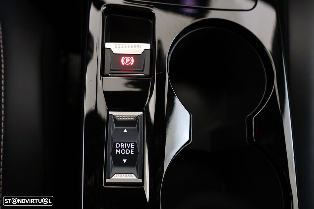 Peugeot e-2008 54 kWh Allure - 17